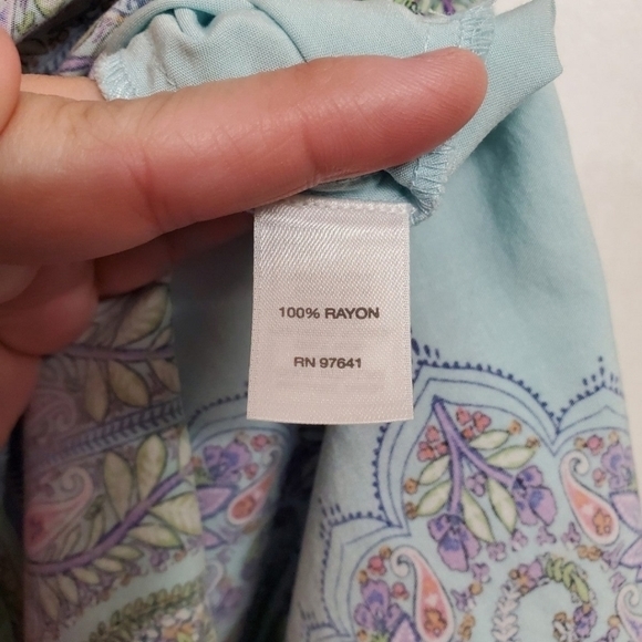 J.jill sleeveless tunic top. Extra small petite. Like new. Paisley. Floral. Tank - Picture 3 of 6